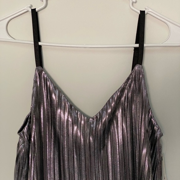 NWT Design Labs metallic shift dress - Picture 4 of 7